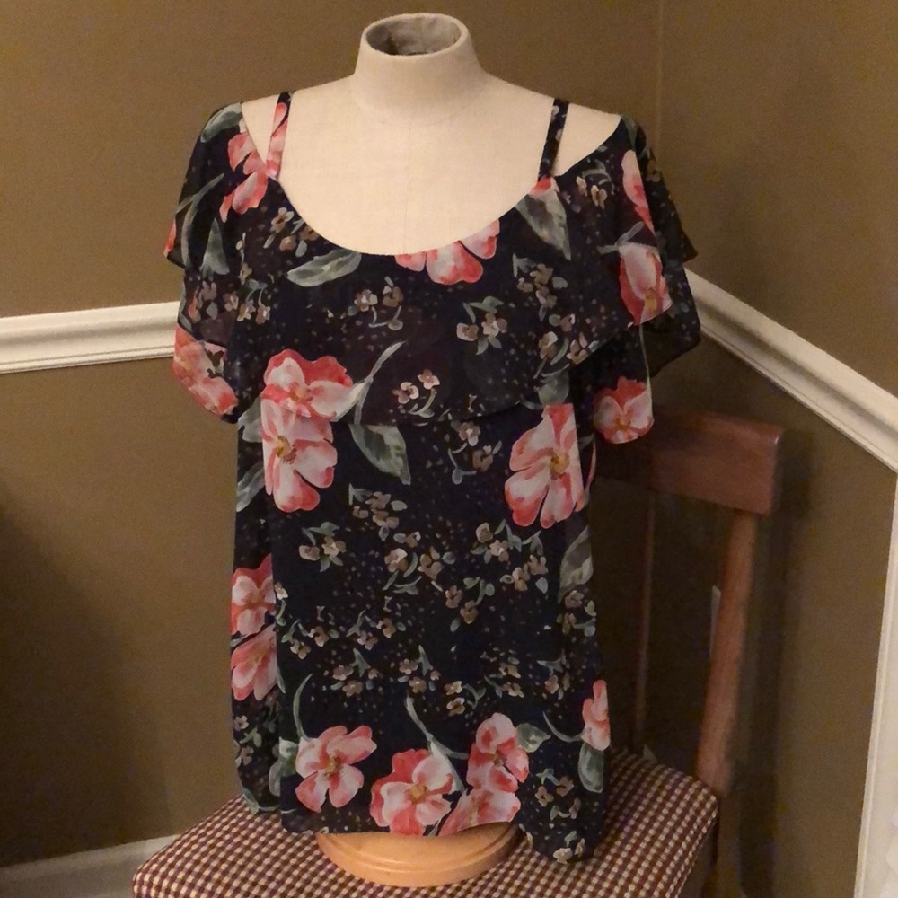 Cabi Cold Shoulder Cami